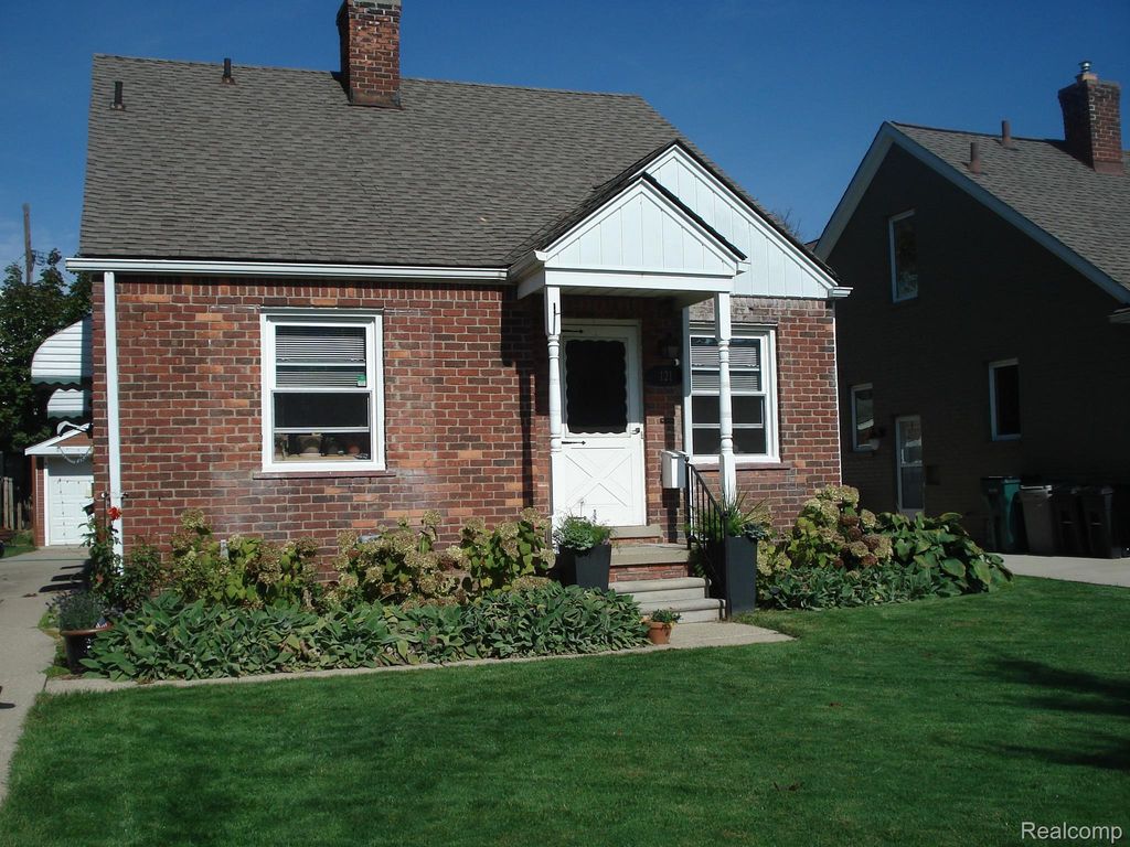 121 Catalpa Drive, Birmingham