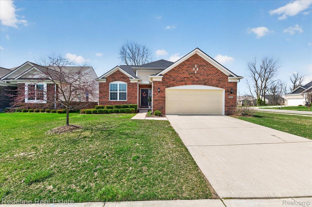 4554 Cranston Road, Canton