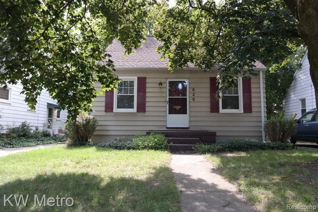 626 E 12 Mile Road, Royal Oak