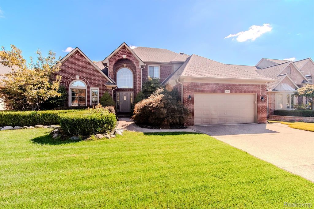 56194 Birkdale Drive, Macomb