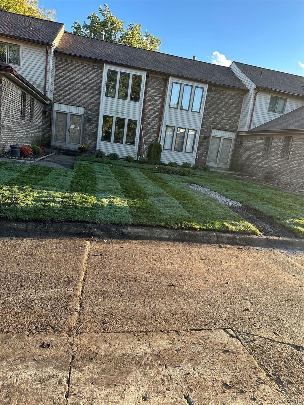 13760 Plumbrook, Sterling Heights