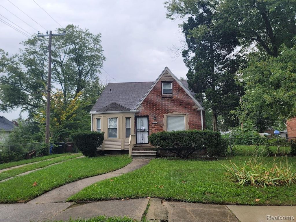17714 Avon Avenue, Detroit