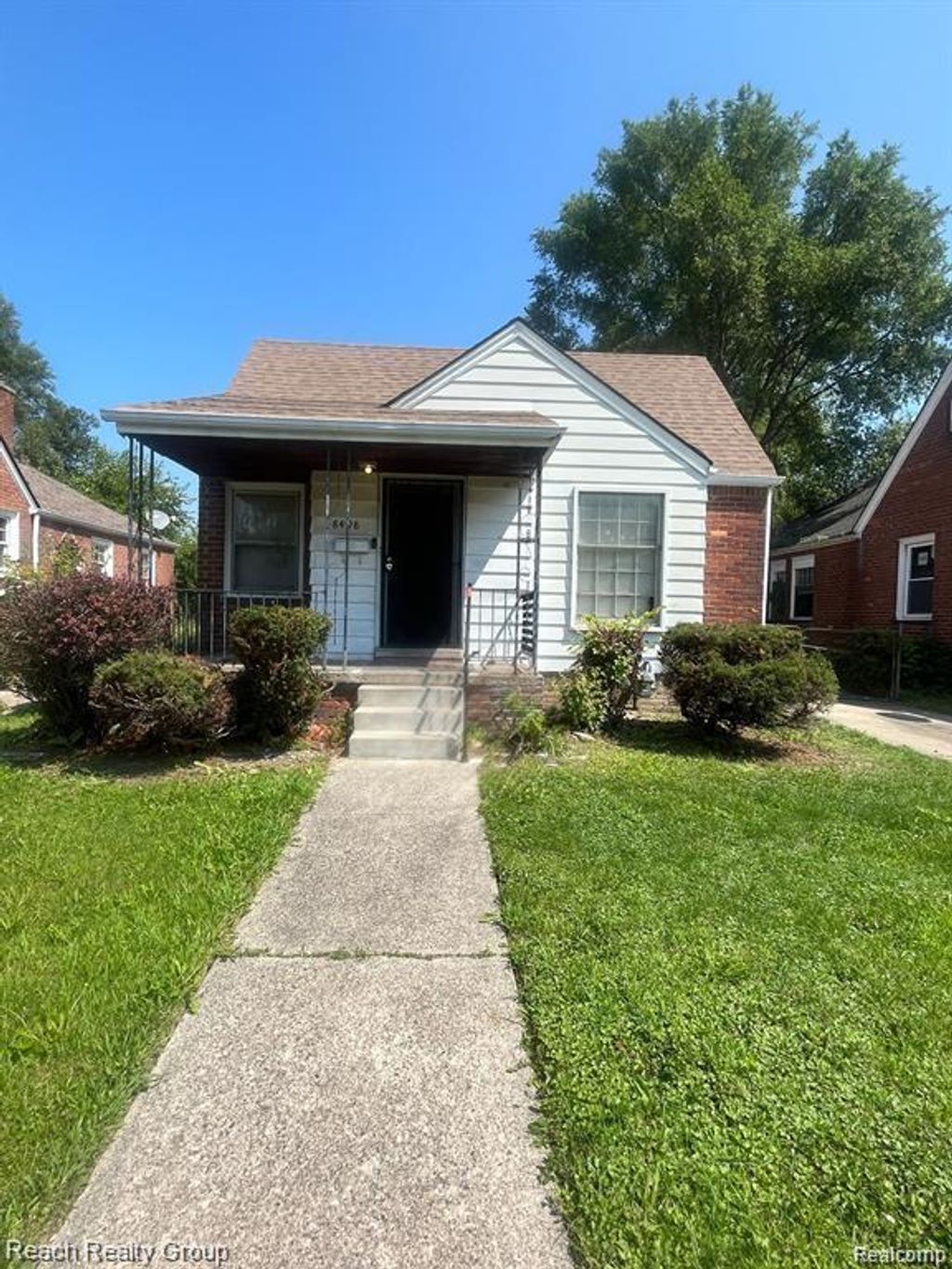 8498 Warwick Street, Detroit