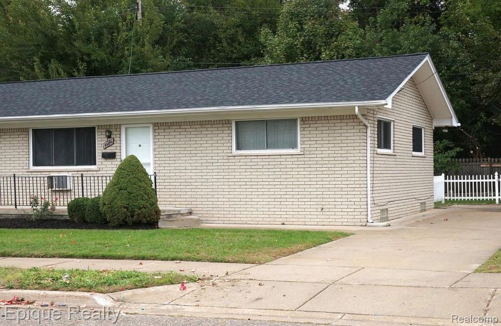 45646 Brownell Street, Utica