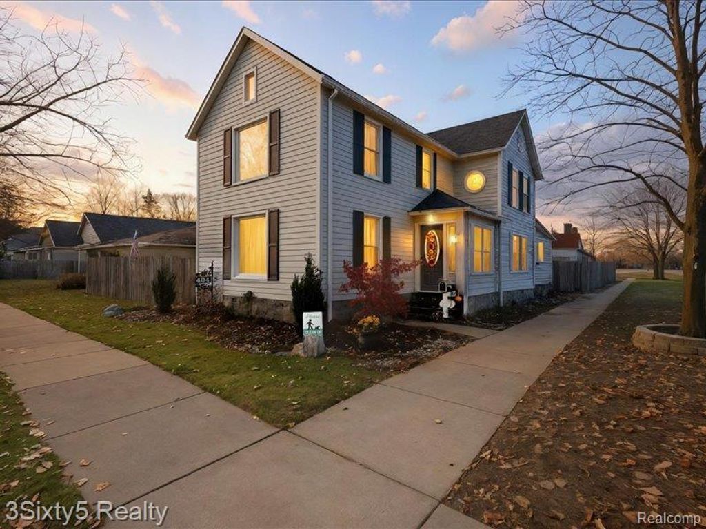 404 Pine Street, Wyandotte