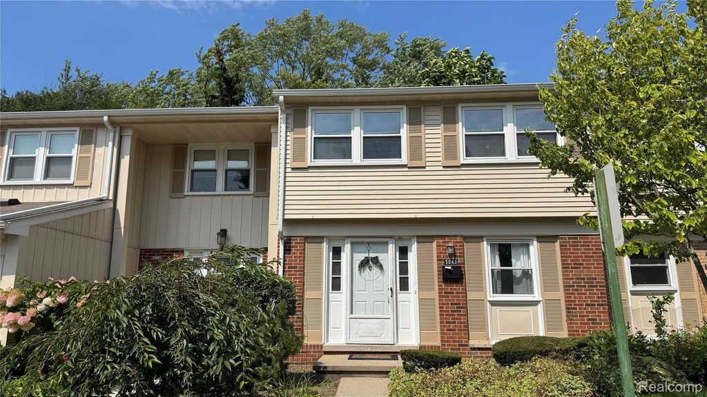 5043 Buckingham, Troy