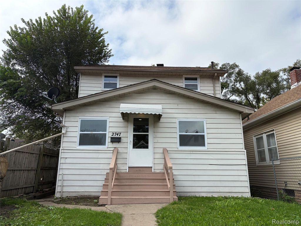 2747 Inglis Street, Detroit