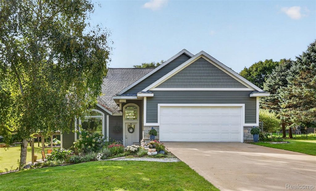 11555 Windsor Drive Ne, Sparta