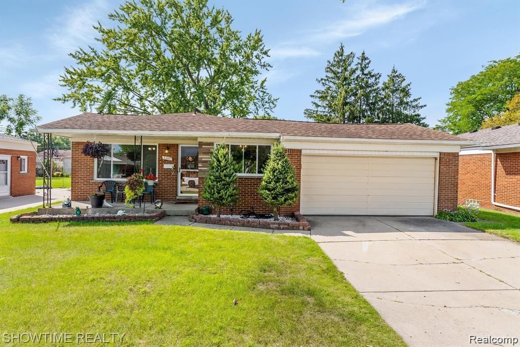 5202 Busch Avenue, Warren
