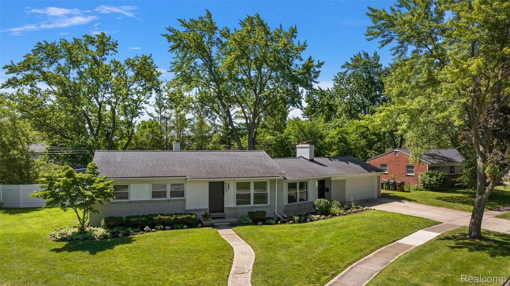 4550 Justine Street, Shelby Twp