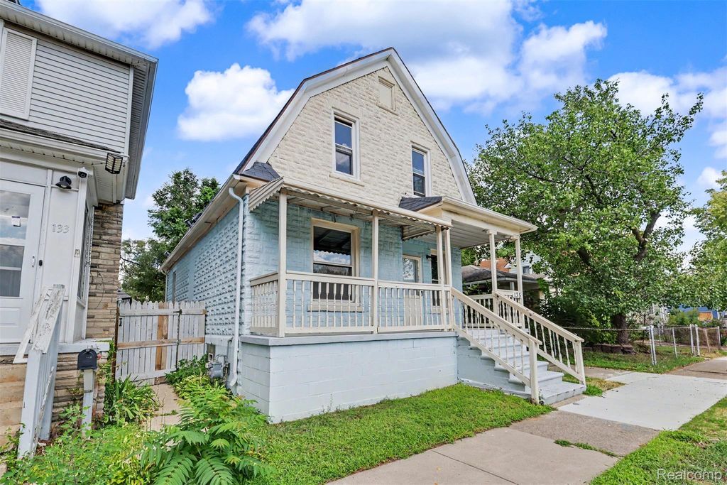 135 Batavia Street, River Rouge