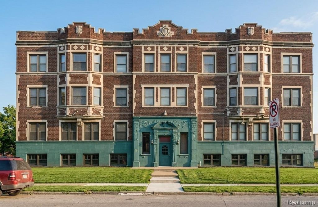 3295 Rochester Street 3, Detroit