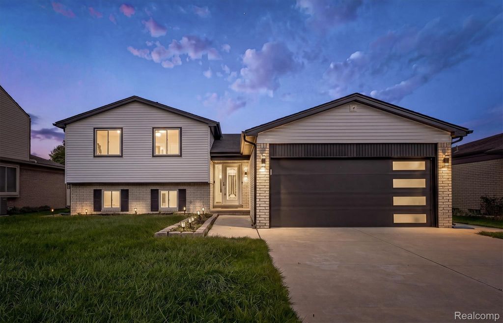 37132 Tericrest Drive, Sterling Heights