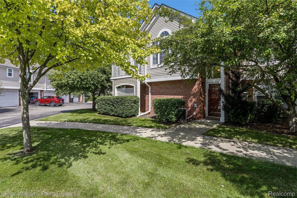56112 Troon N, Shelby Twp