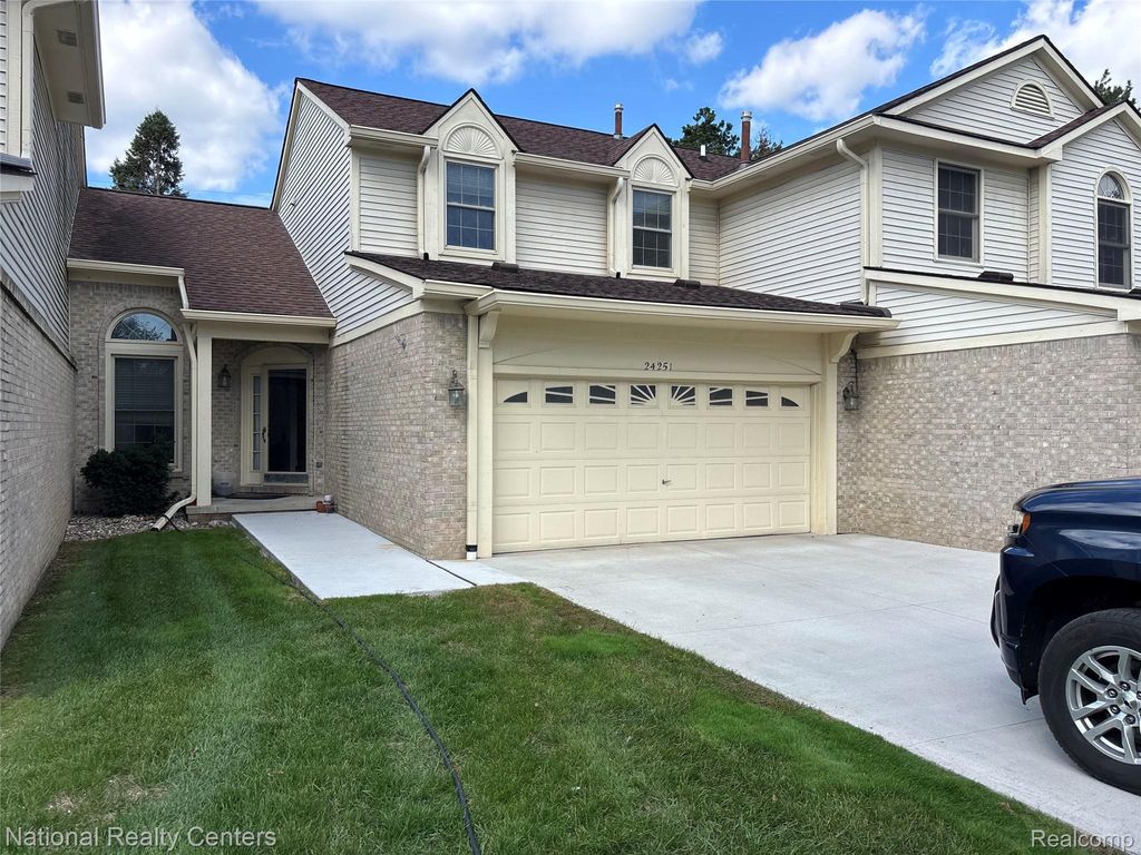 24251 Weathervane Court, Novi