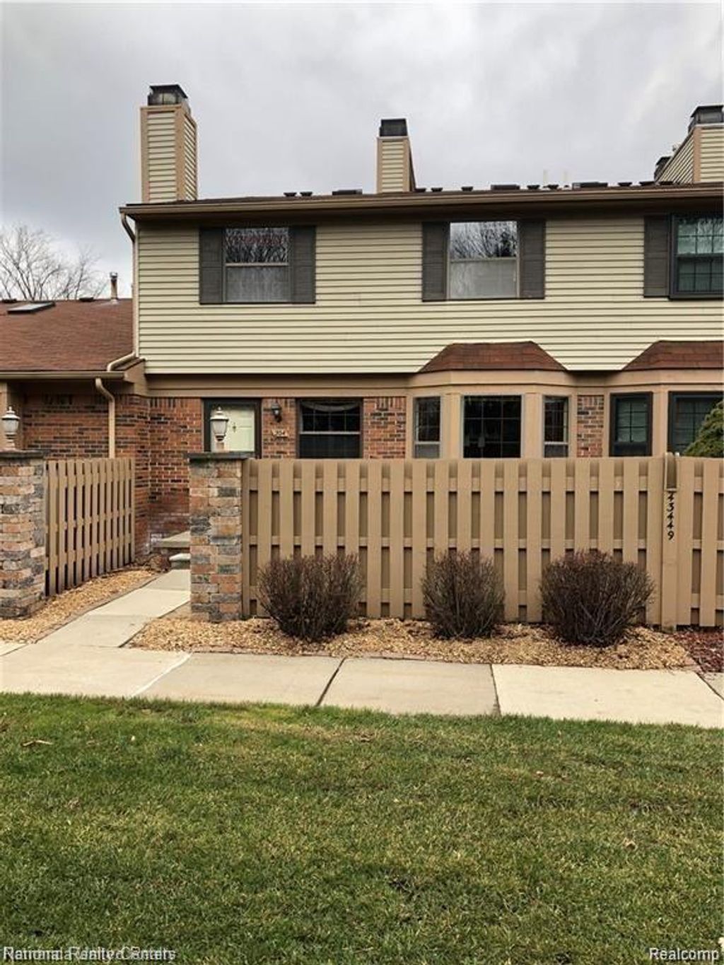 43449 W Arbor Way Dr Apt 204 Drive, Canton