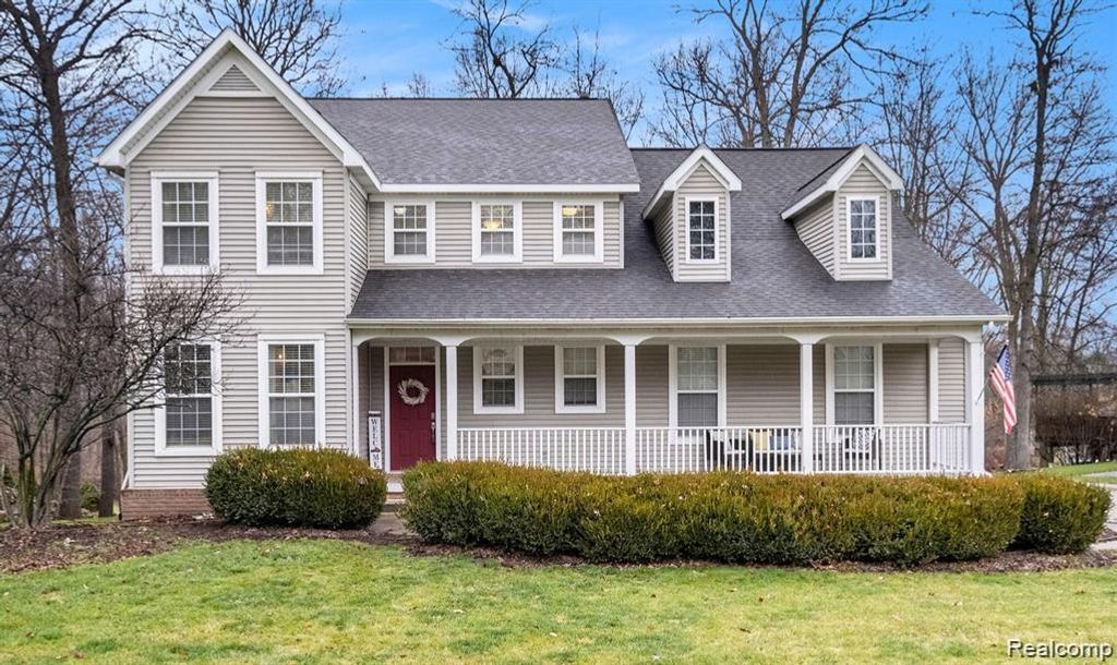 6382 Acorn Way, Linden