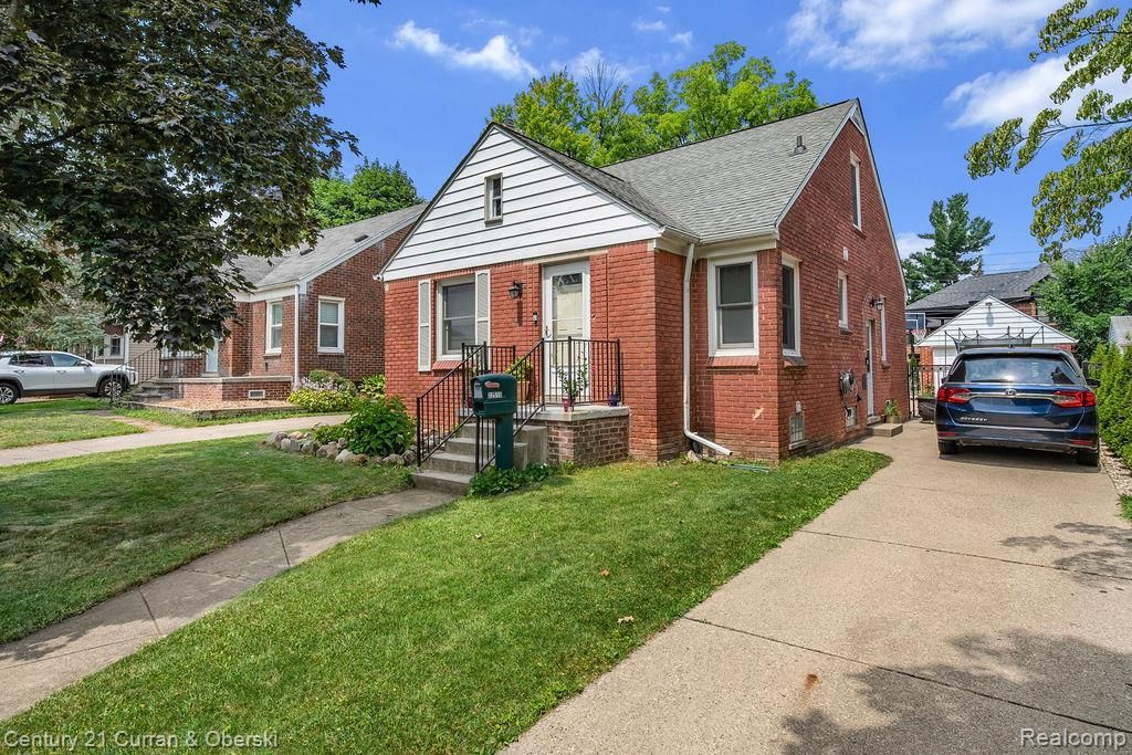 22510 Cherry Hill Street, Dearborn
