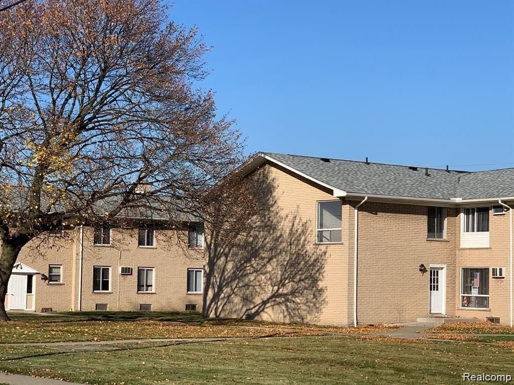 19220 Wick Road 224, Allen Park