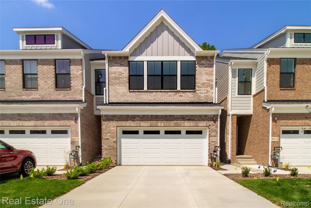 49530 Coldwater Ridge Drive, Northville