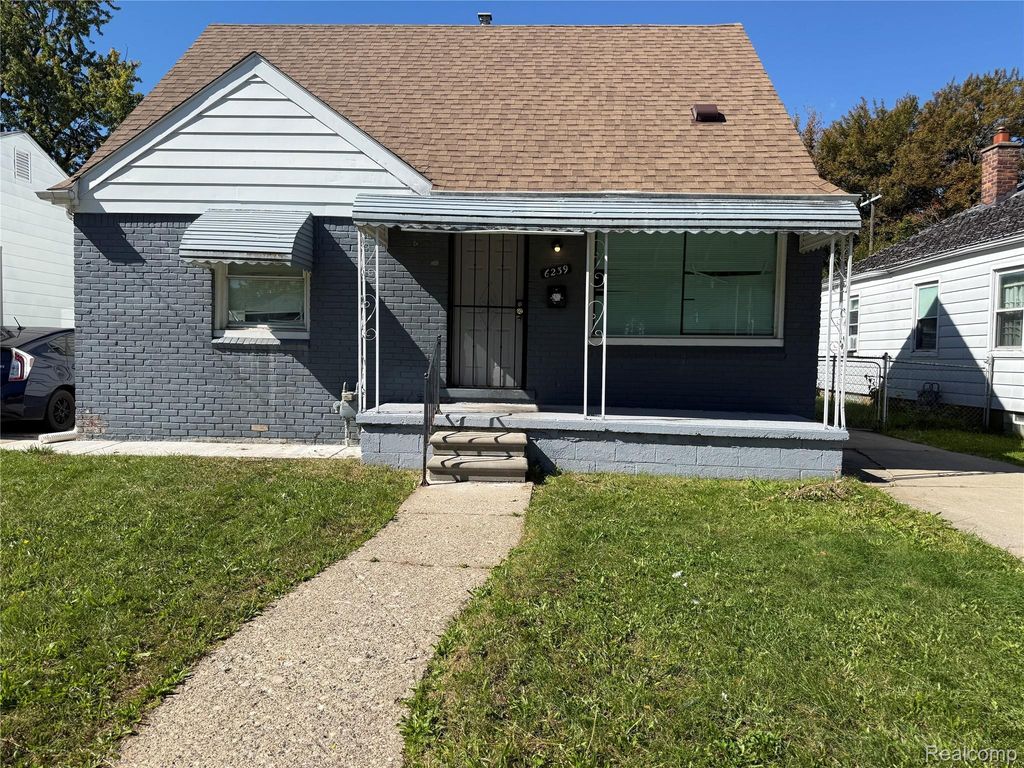 6239 Warwick Street, Detroit