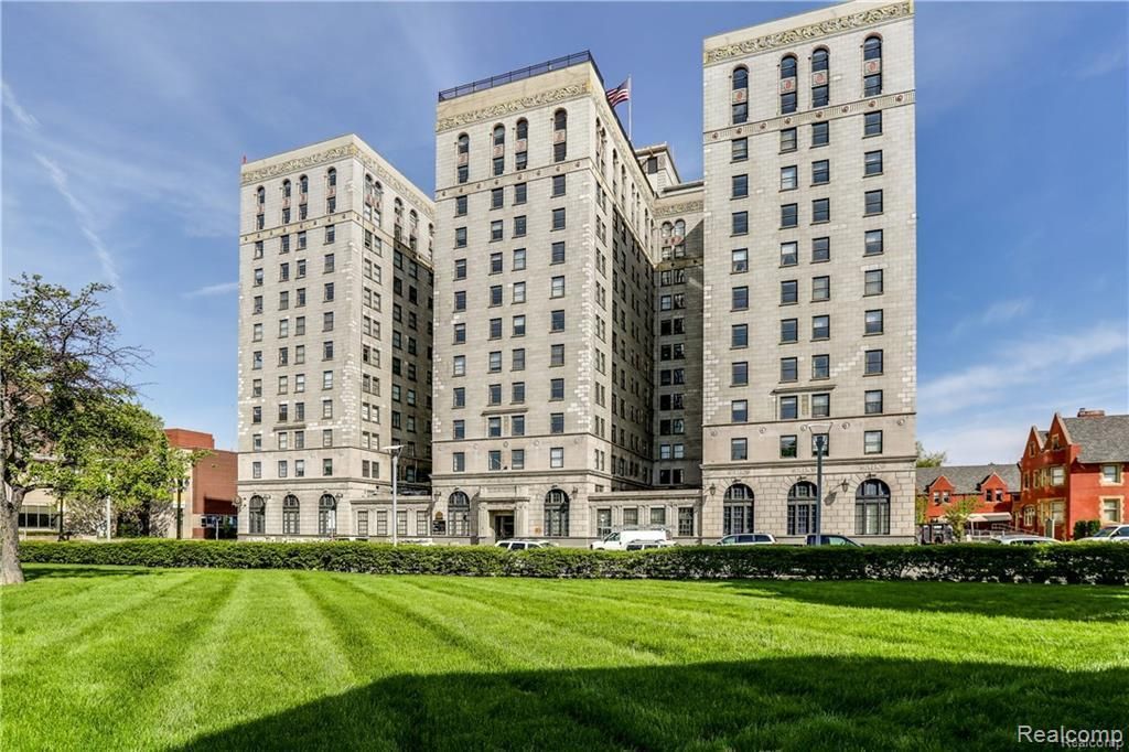 15 E Kirby Street 217, Detroit
