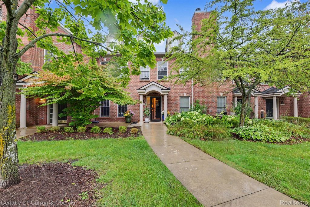 5754 Hampshire Lane, Ypsilanti