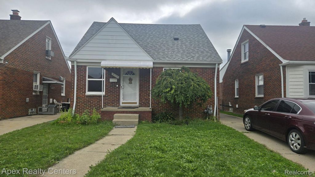 6140 Maple Street, Dearborn