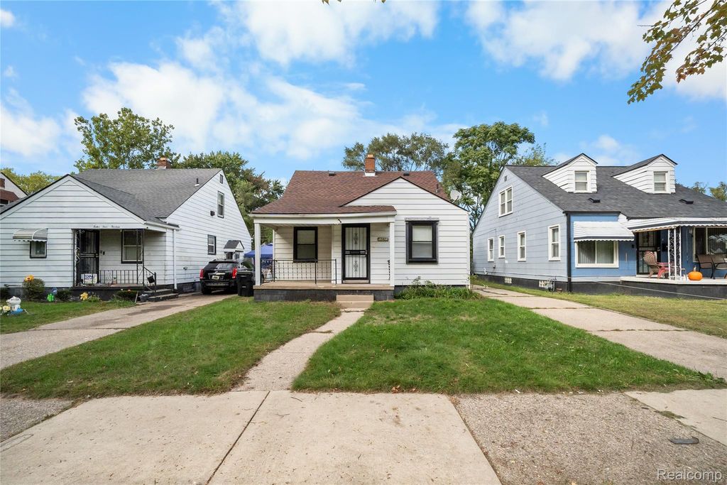 12421 E State Fair Street, Detroit
