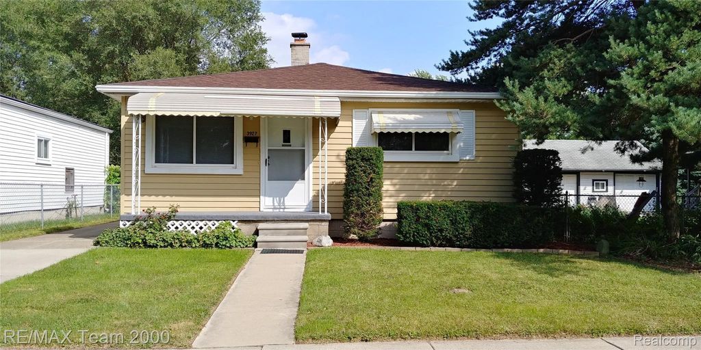 3927 Detroit Street, Dearborn Heights