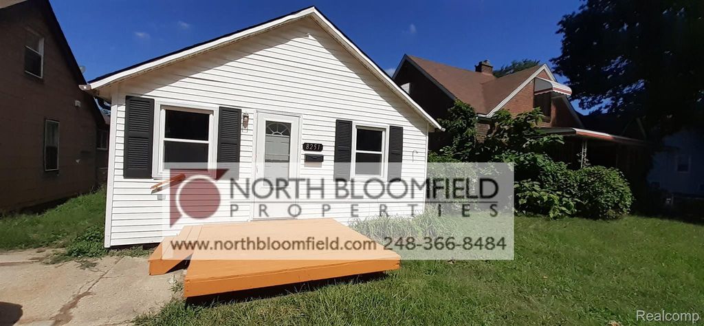 8251 Jackson Avenue, Warren