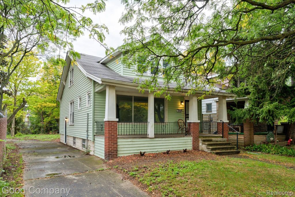 15525 La Salle Boulevard, Detroit