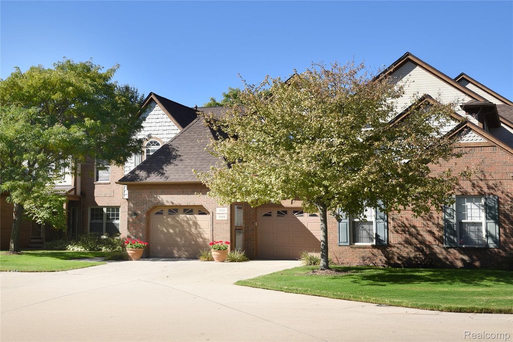 7055 Copper Creek Circle, Canton
