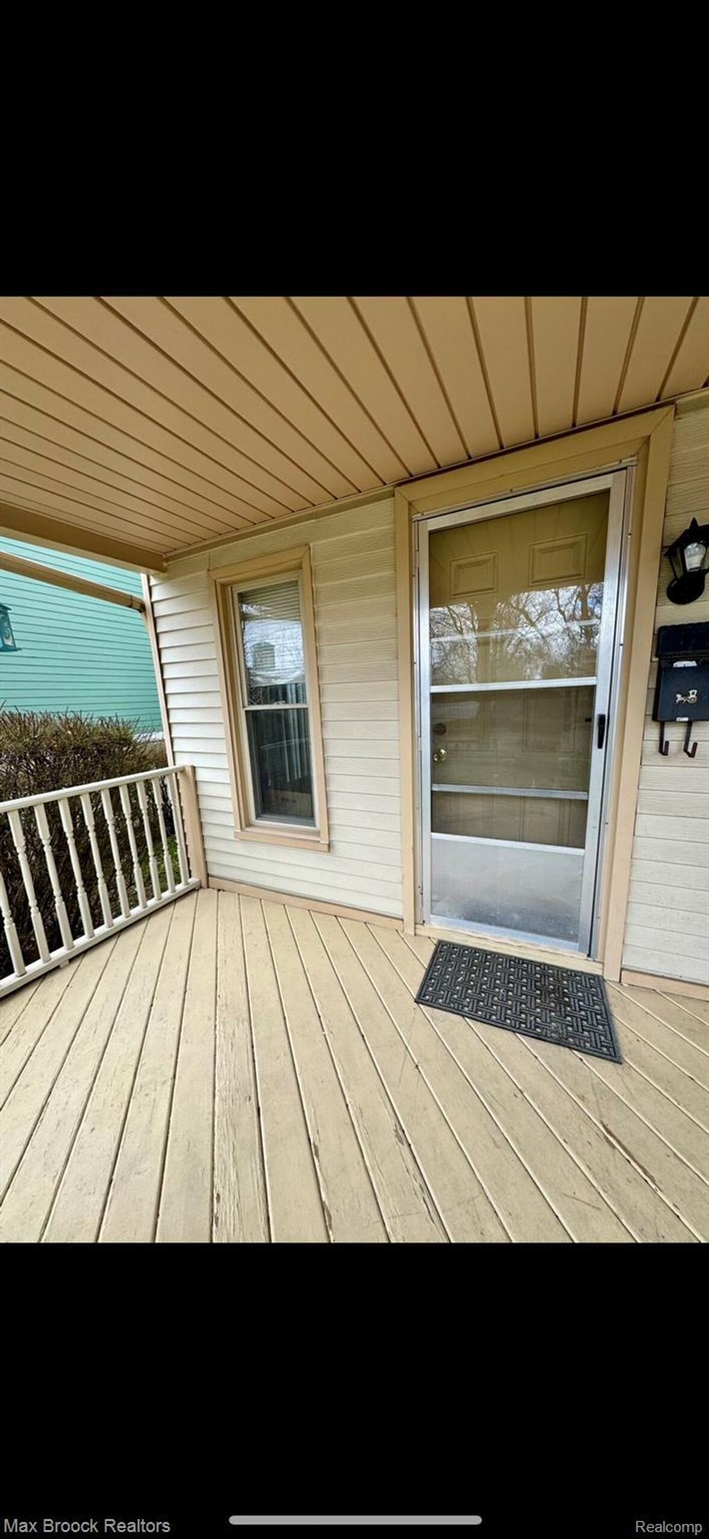 368 S Wing, Northville