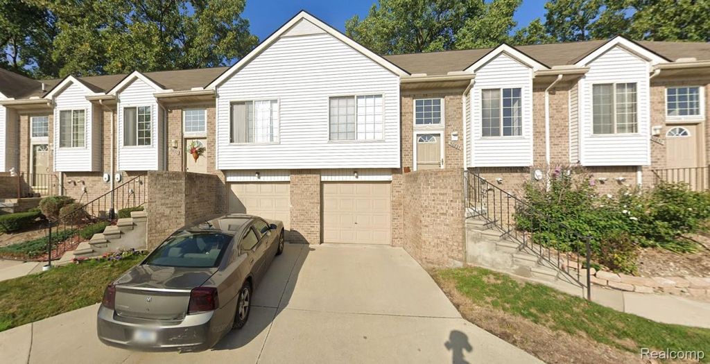 30823 Lee Frank Lane, Madison Heights