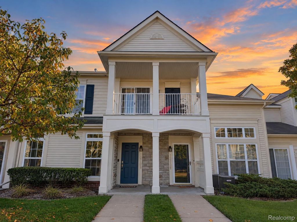 12106 Addington Drive, Commerce Twp