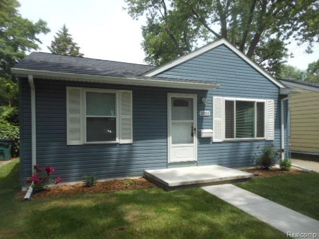 2005 Ardmore Drive, Ferndale