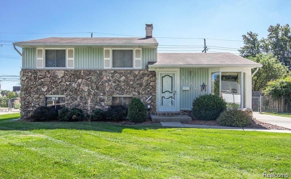 3156 Cero Drive, Sterling Heights