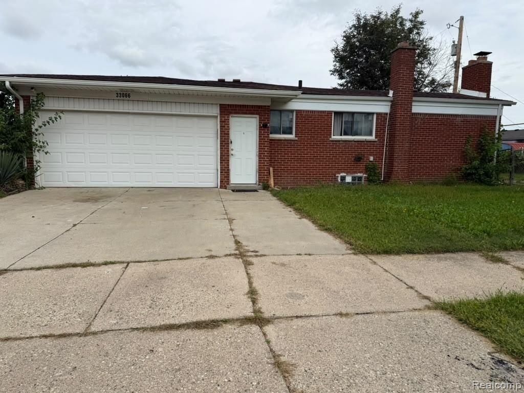 33066 Twickingham Drive, Sterling Heights