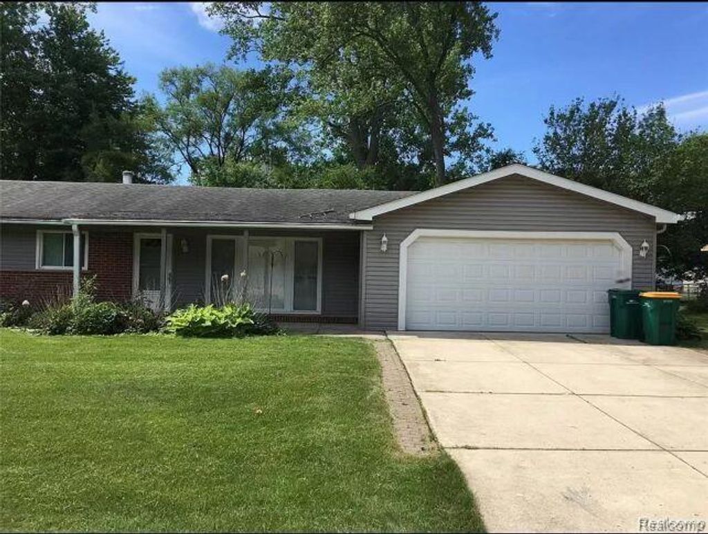 40969 Hollydale, Novi