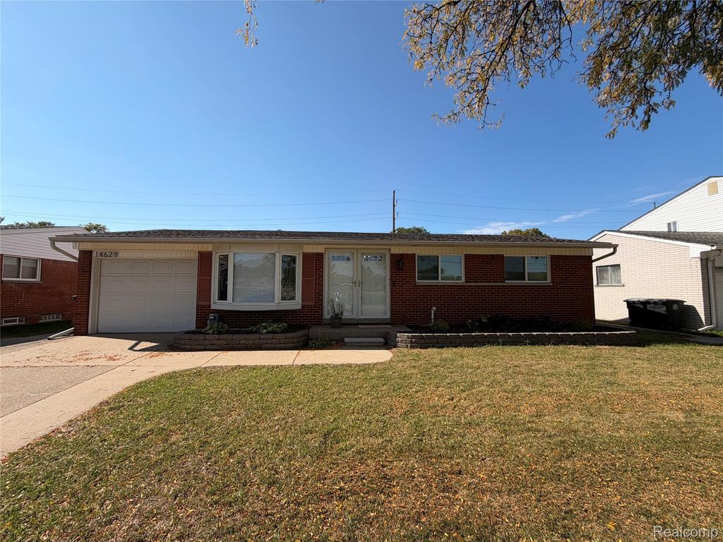 14629 Newburgh Rd, Livonia