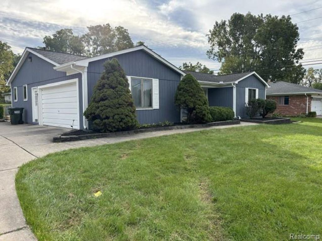 2951 Walbridge Rd, Rochester Hills