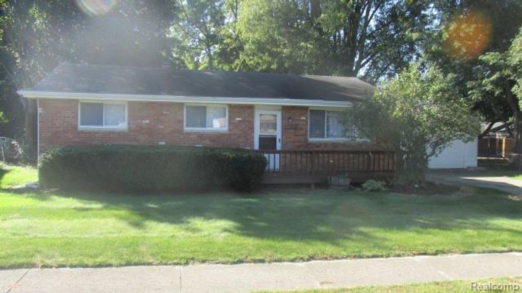 1185 Penarth St, Commerce Twp