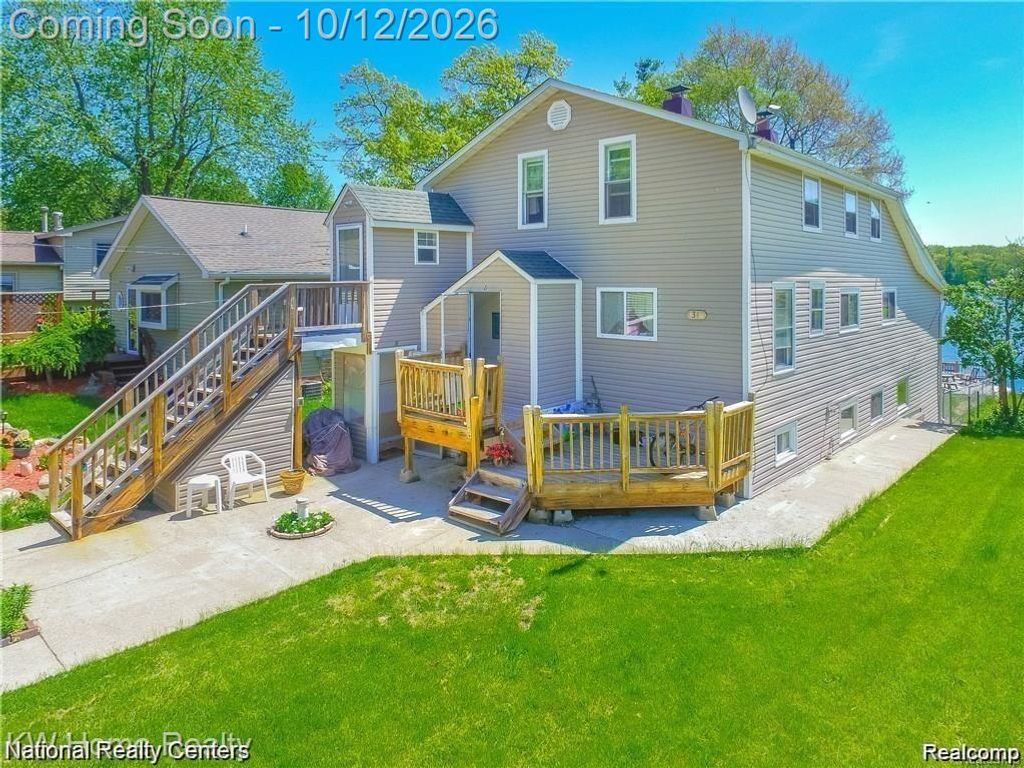 1349 #3 Beach Dr, Lake Orion