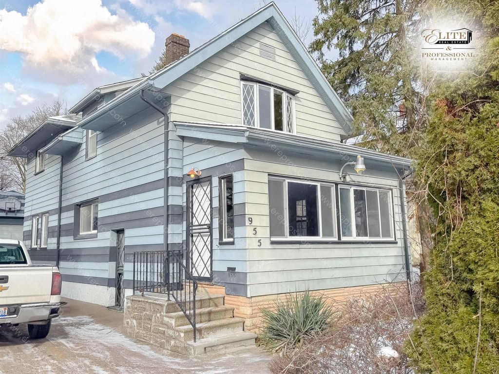 955 Perry, Flint city
