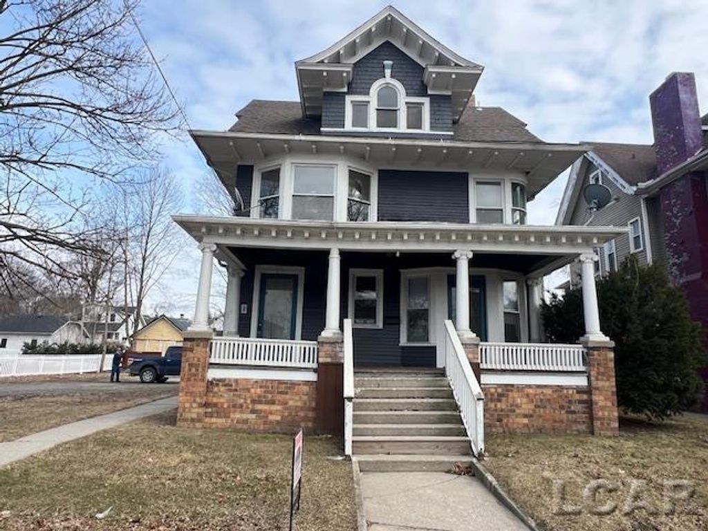 216 N Broad, Adrian city