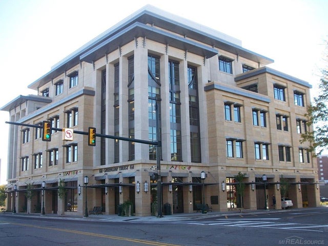 34977 Woodward Ave, Birmingham city