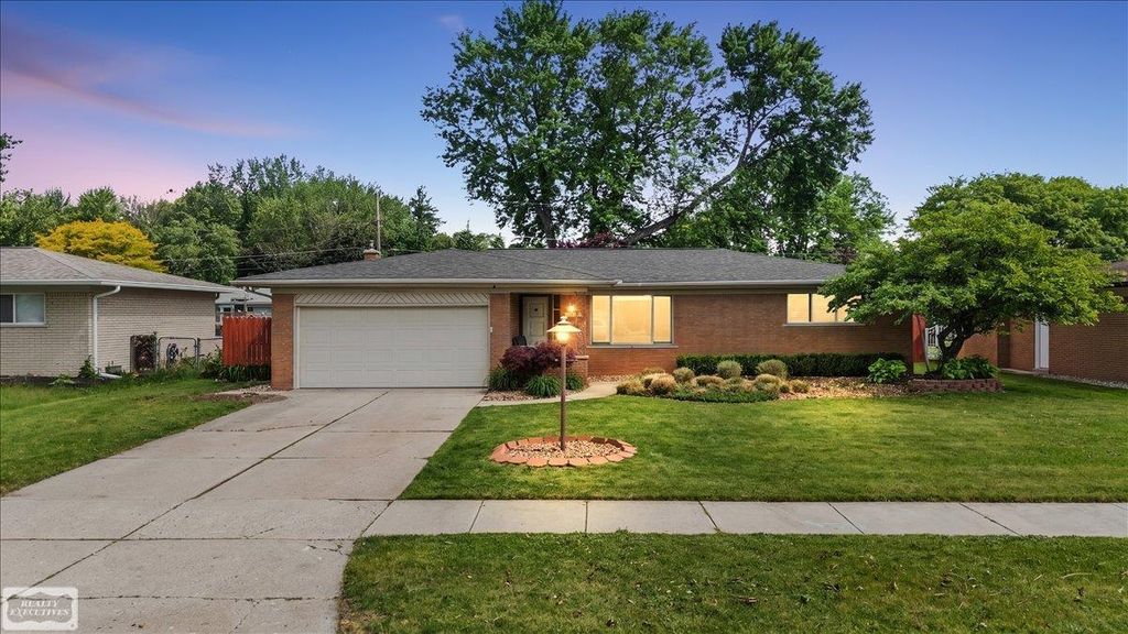 11489 Anna Lisa St, Utica city