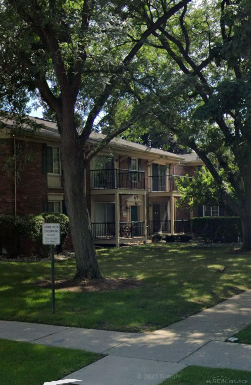 12064 Ina Unite 122 Dr, Sterling Heights