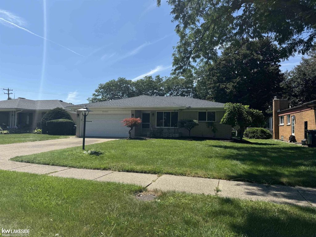 35223 Mustang Dr, Sterling Heights city